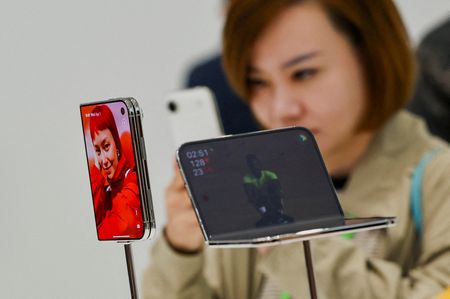 Apple will have ‘limited’ iPhone Duo units available in stores on Friday